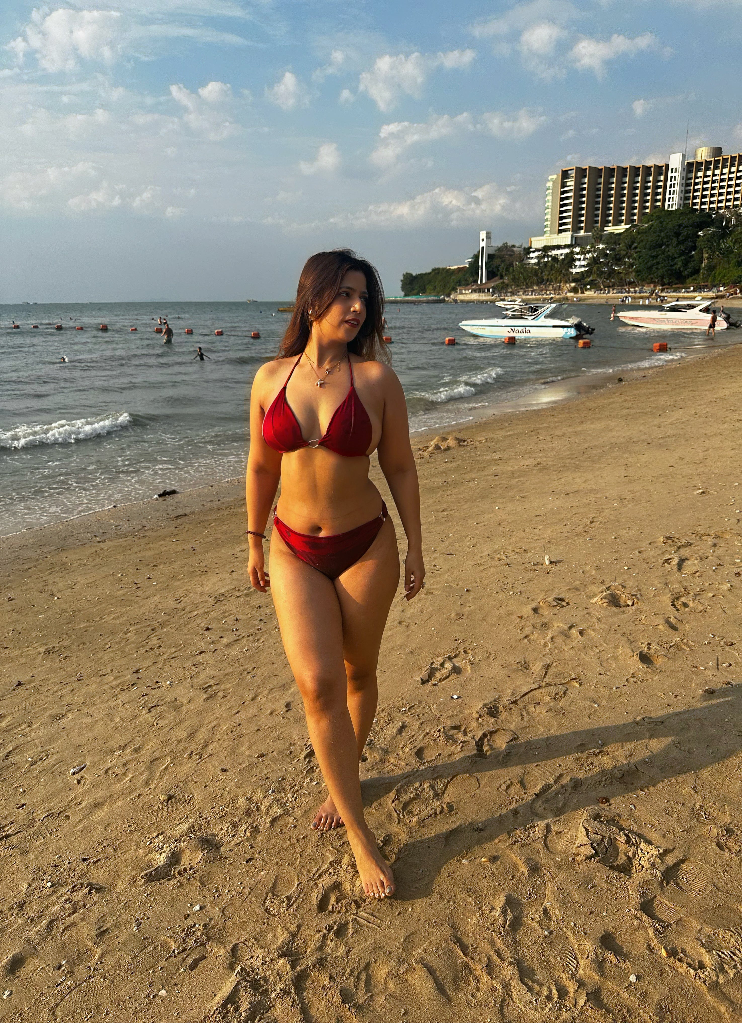 Name: Scarlet Shore Siren Set